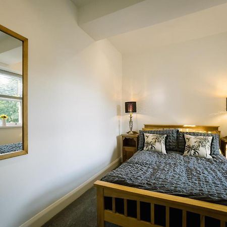 Oak View Apartment Боунес он Уиндърмиър Екстериор снимка